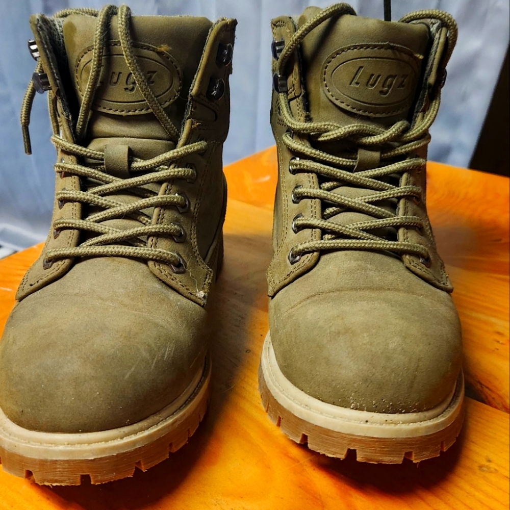 Like new Lugz size 7